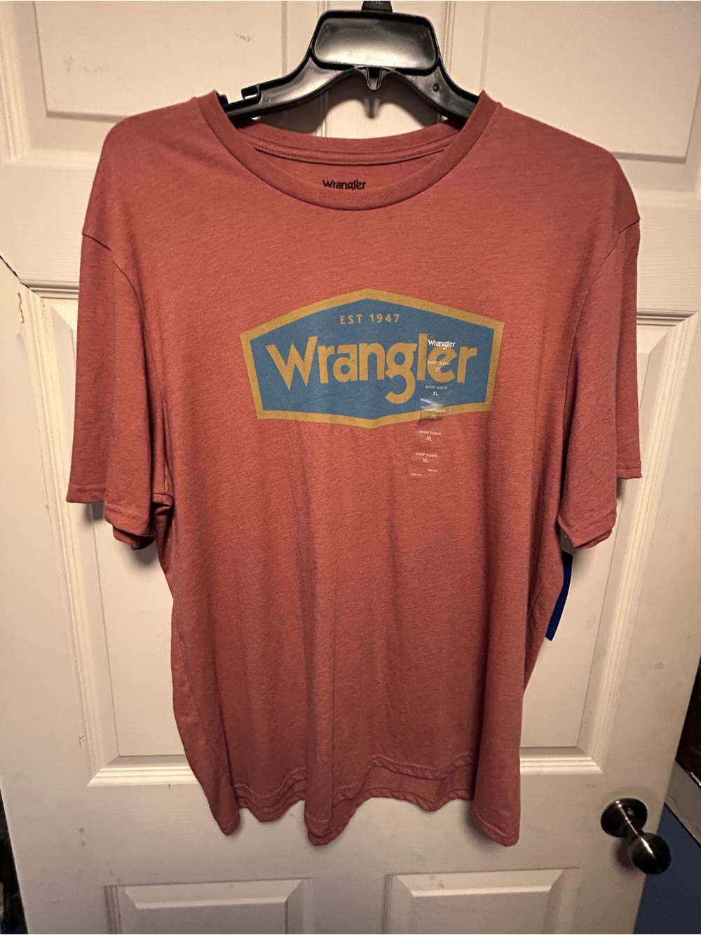 Wrangler Men's Rust Tee with Blue and Yellow Logo